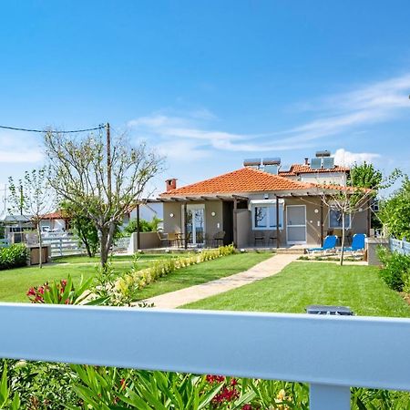 Azzurro Seafront Houses Nea Kallikrateia Εξωτερικό φωτογραφία